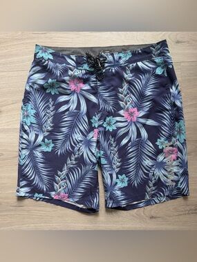 Men's Hurley Navy Floral Swim Trunks - Tropical Print